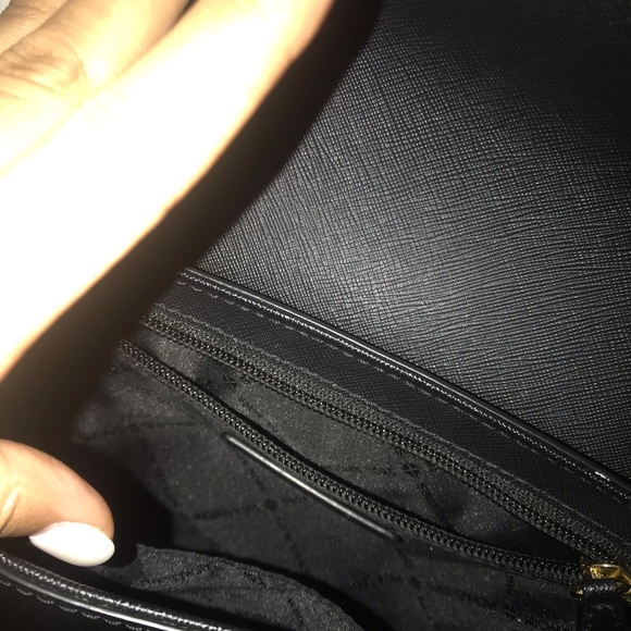 SOLD✨Michael Kors “Sophia” Satchel - Picture 3 of 4